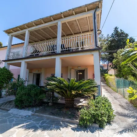 Marina Apartamento *
